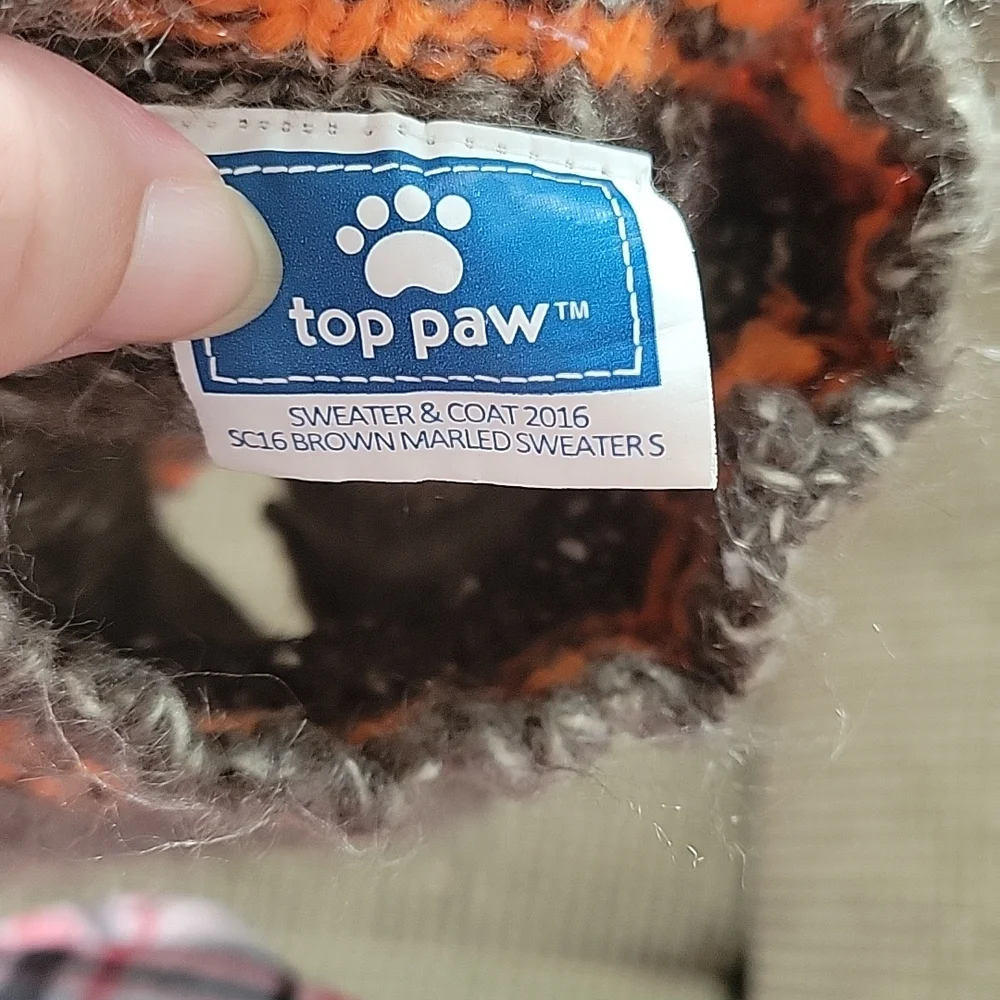 EUC TOP PAW Dog sweater